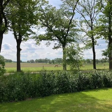 Achterhoekse Vakantiewoning, Infraroodsauna, Geweldig Uitzicht, Goede Bedden Ferienhaus *