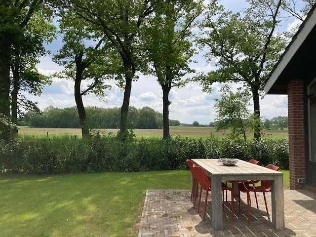 Achterhoekse Vakantiewoning, Infraroodsauna, Geweldig Uitzicht, Goede Bedden Aalten